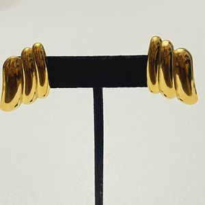 Avon Earrings Geometric Abstract Gold Tone Clip Ons Studs